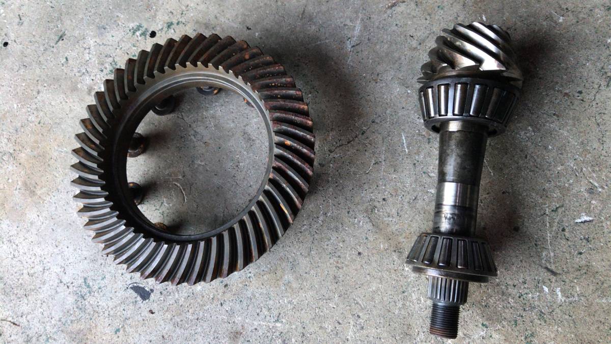 日産　純正　R200　4.3　デフ ファイナルギア 48:11 4.363 ギヤ HCR32 スカイライン シルビア S13 S14 S15 R33 R34 ローレル C33 C34 C35