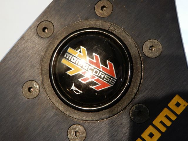 MOMO ステアリング 当時物 約32cm モモ MOMO ステアリング 当時物 旧車