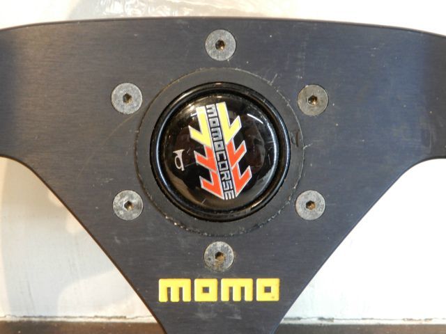 MOMO ステアリング 当時物 約32cm モモ MOMO ステアリング 当時物 旧車