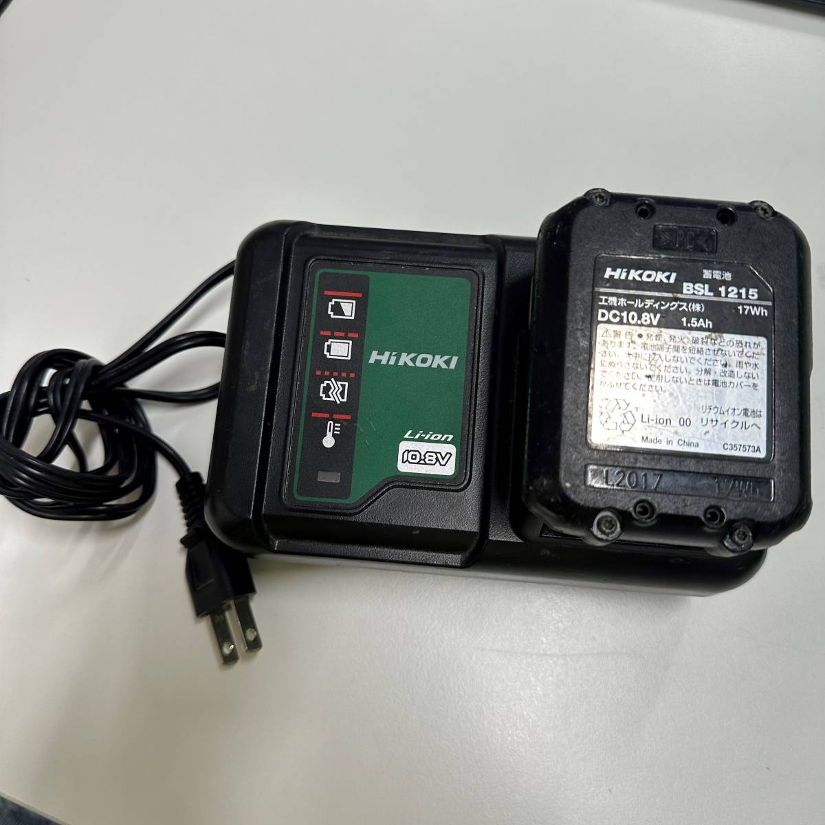 UC12SL 急速充電器 10.8V HiKOKI(ハイコーキ) 充電器 HiKOKI
