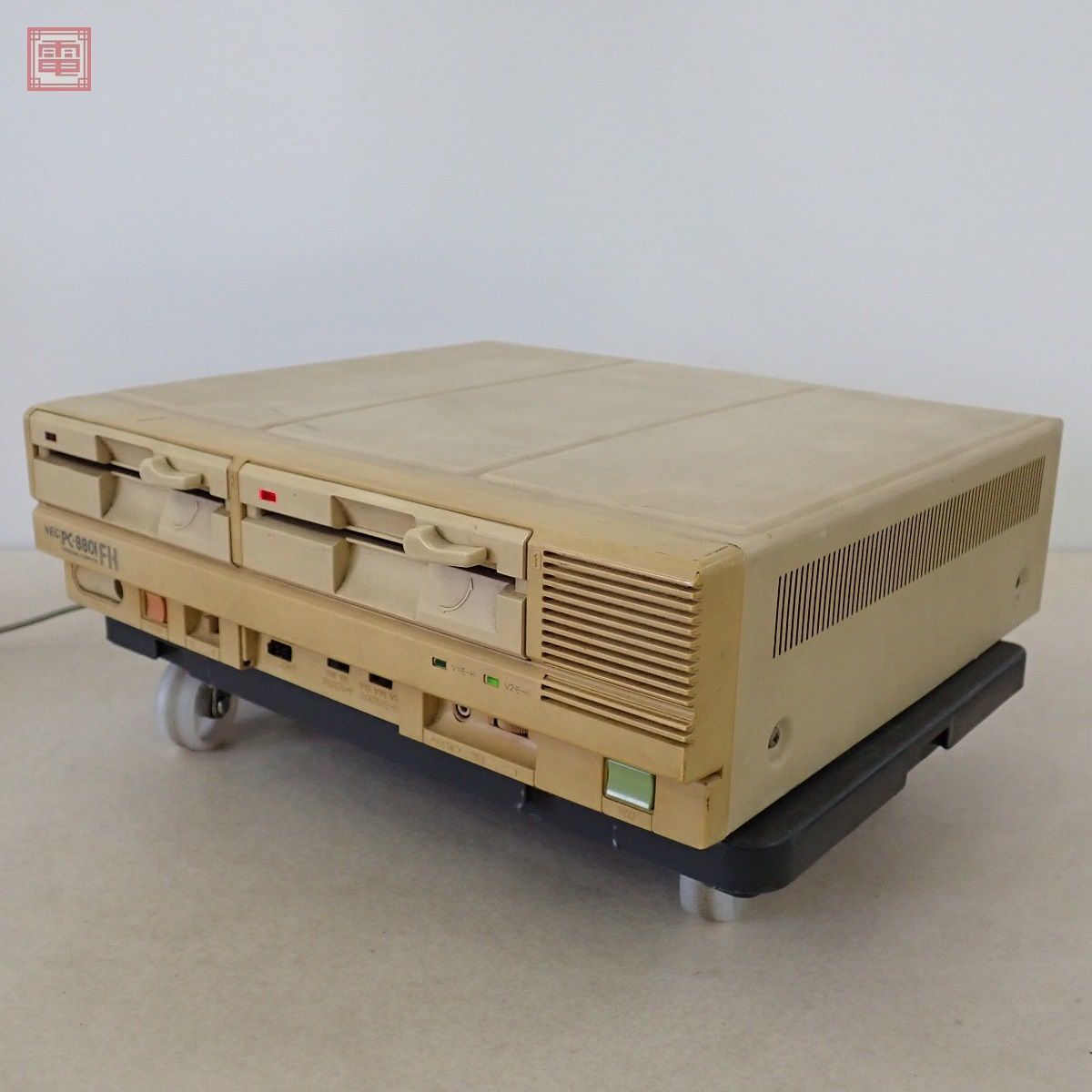 NEC PC-8801FH 本体 日本電気 通電可 ジャンク パーツ取りにどうぞ【40