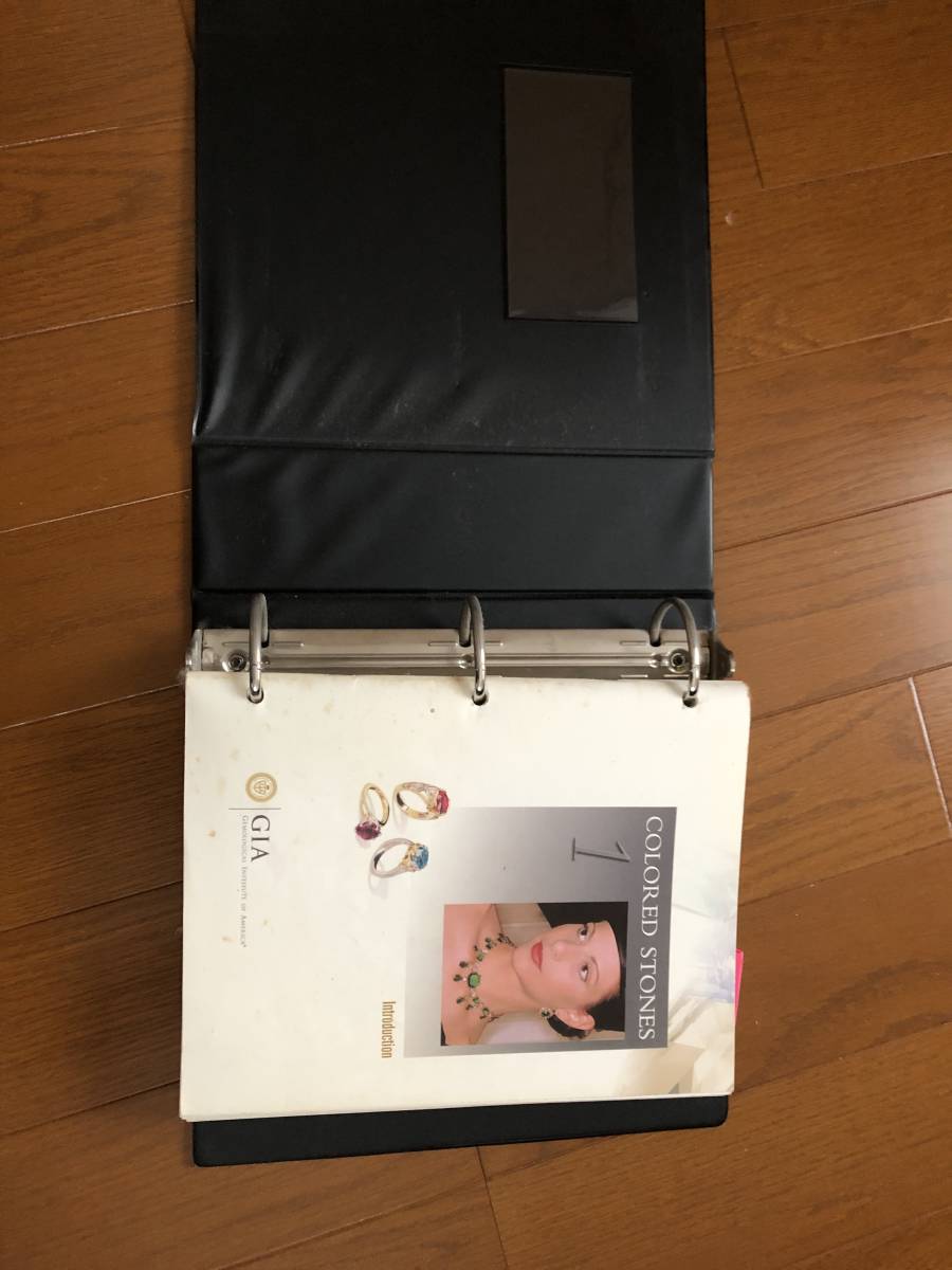 GIA Institute 誕生石＆カラーストーンジュエリー 「宝石の内部世界等