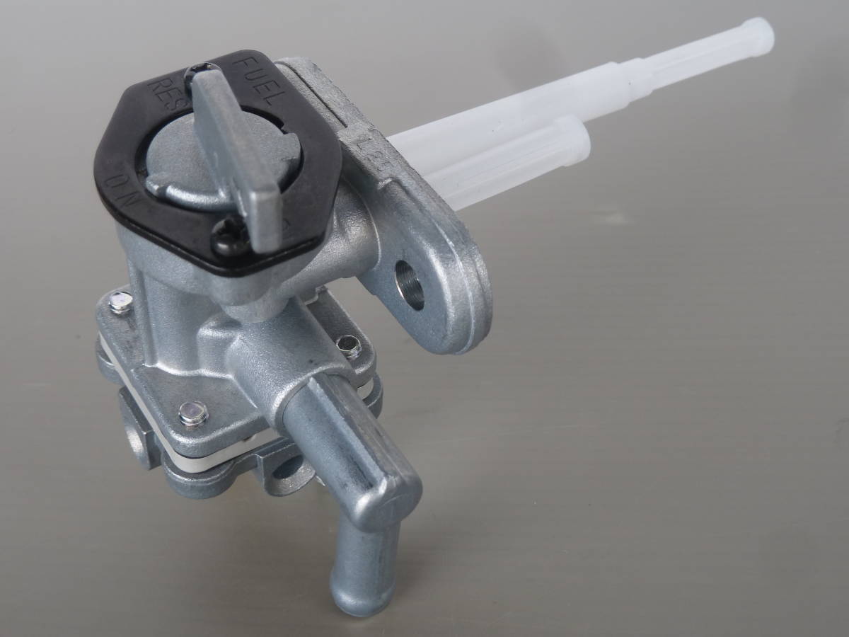 250TR ガソリンタンク 純正タンク ホワイト Kawasaki