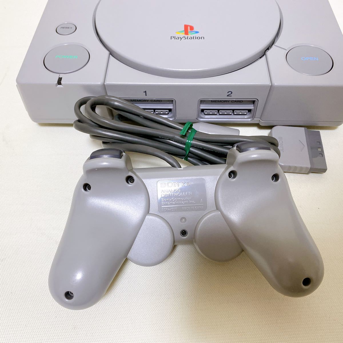 超 激レア完品 色あせなし PlayStation SCPH-7500 プレイステーション