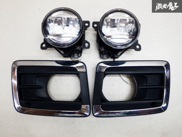 点灯OK！！ホンダ純正 JF1 JF2 N-BOXカスタム エヌボックス LED フォグライト フォグランプ 左右 カバー付き KOITO 114-11092 棚D5