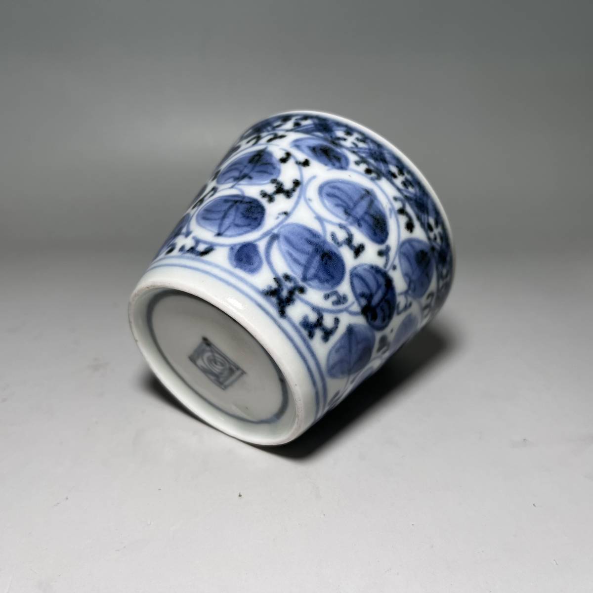 古伊万里花唐草文蕎麦猪口｜古美術 桃凛