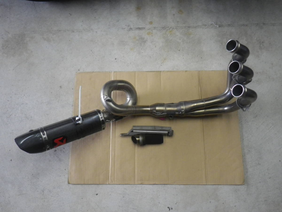 AKRAPOVIC(アクラポビッチ) MT-09(トレーサー)/XSR900 レーシング