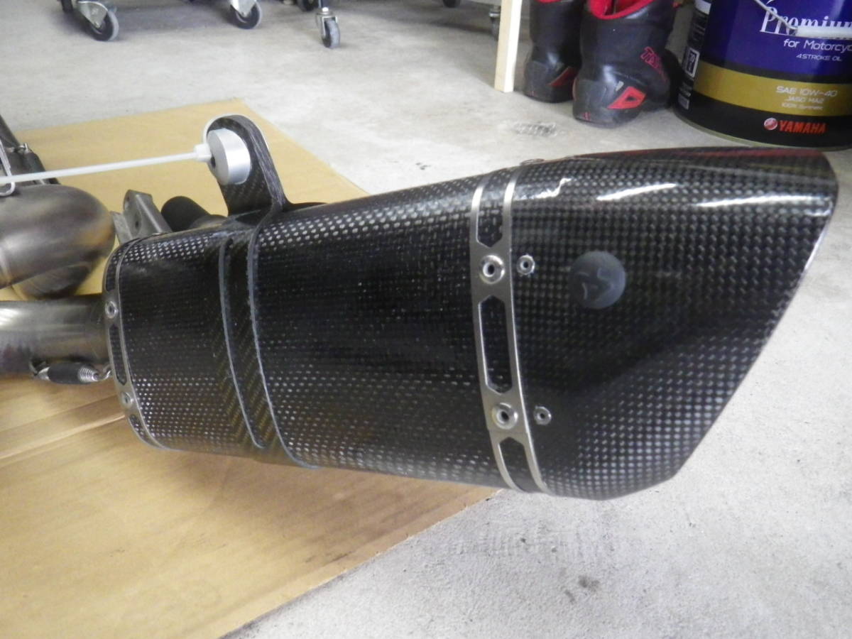 AKRAPOVIC(アクラポビッチ) MT-09(トレーサー)/XSR900 レーシング