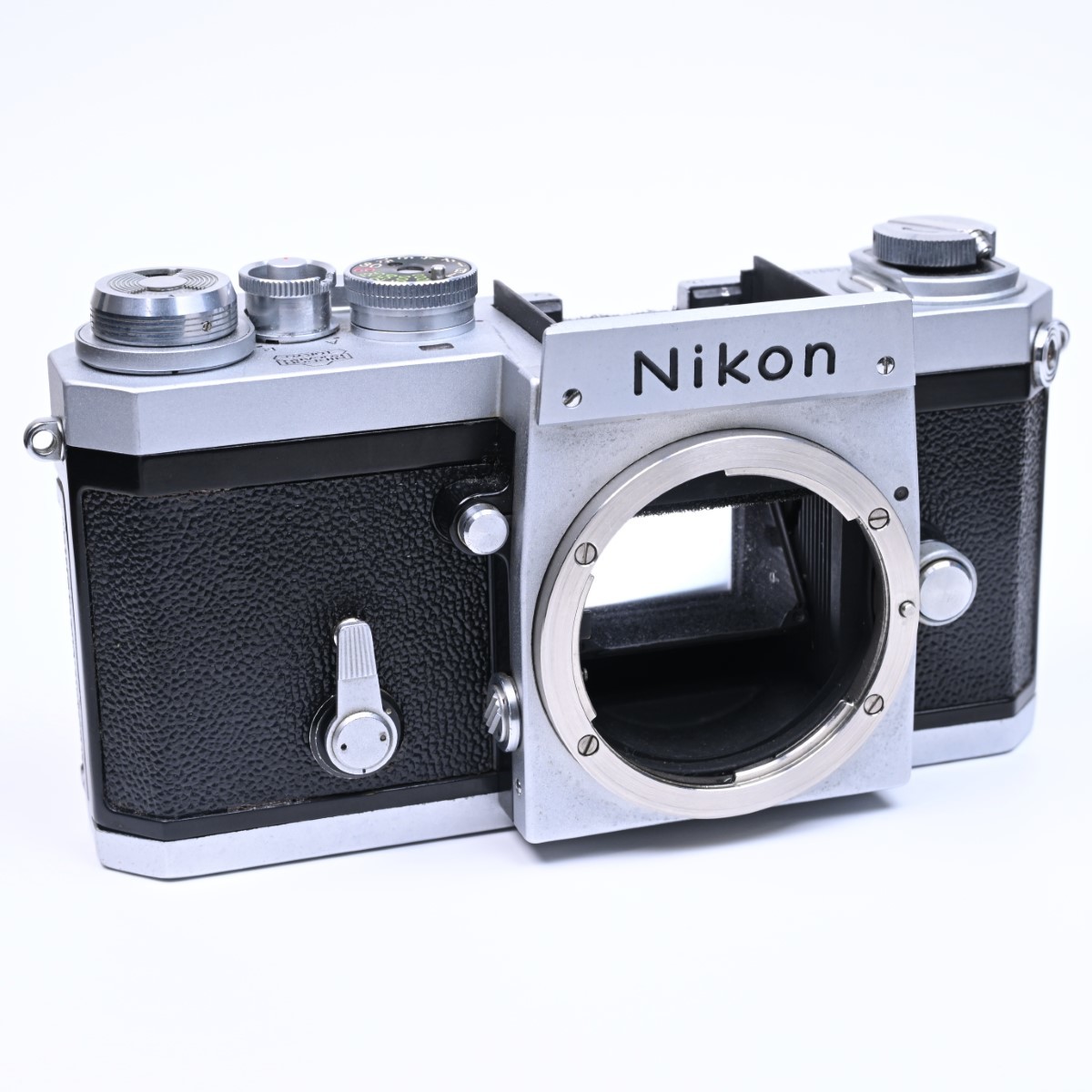 美品 CANON キャノン A-1 フィルムカメラ モルト新品交換済 B477