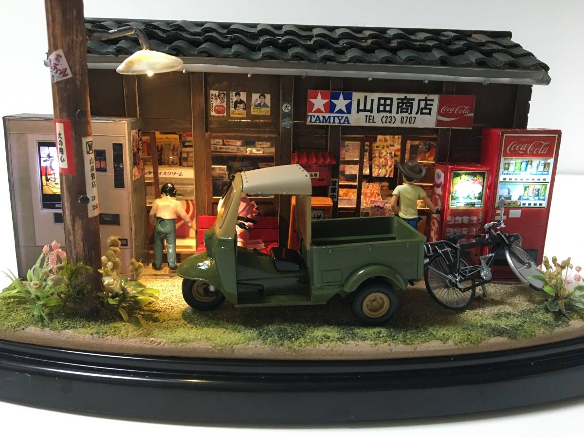 1/32ジオラマ 昭和を語る車 1957 ダイハツ・ミゼット(前期) 自転車少年
