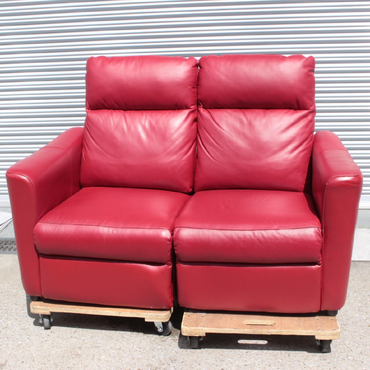直接受け渡し限定】ニトリ2人用ソファ(Nシールド ステイン2KD DBR)中古