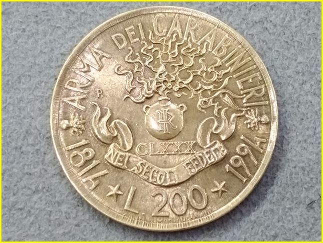Italiana RepvliaL200カラビニエリの180周年記念硬貨 Italiana RepvliaL200カラビニエリの180周年記念硬貨