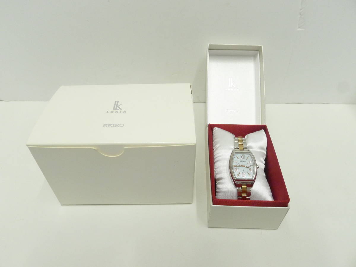 SEIKO ルキア 腕時計 1B32-0AA0 花柄 電波ソーラー