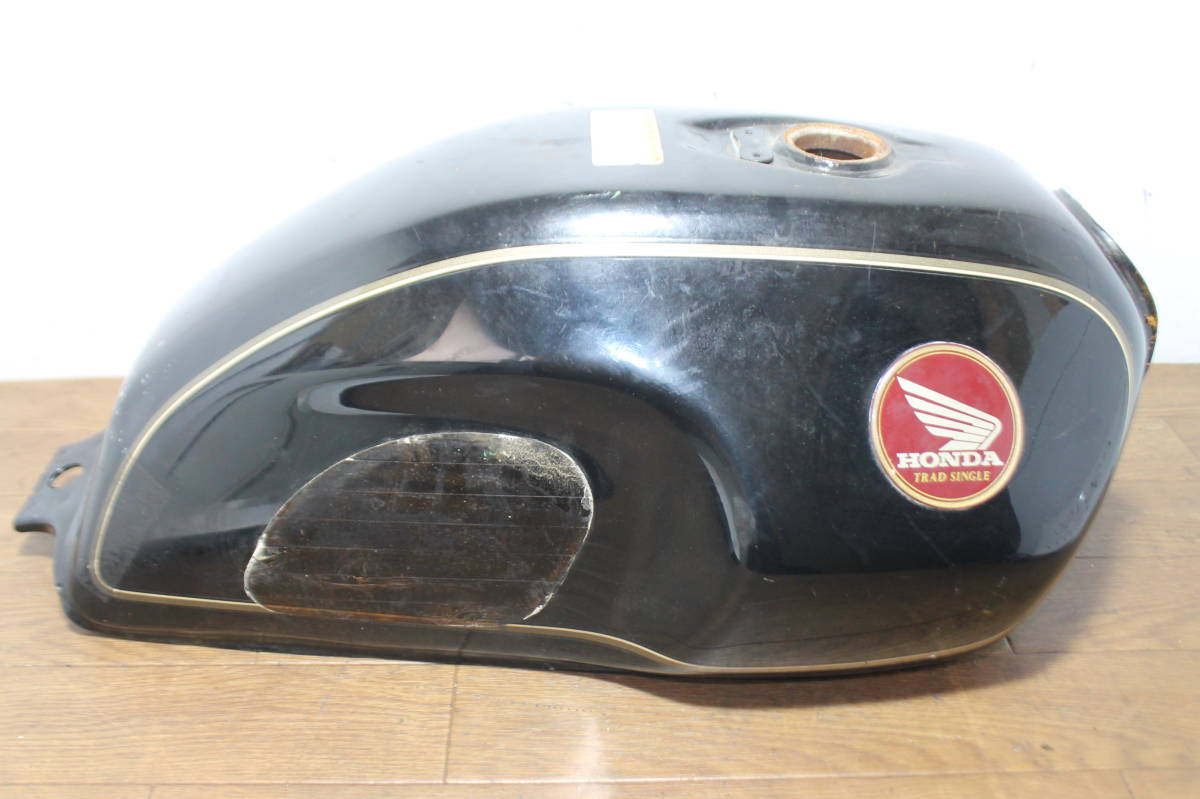 ホンダ GB250 クラブマン 純正 タンク 黒 MY1-70 エンブレム付き の