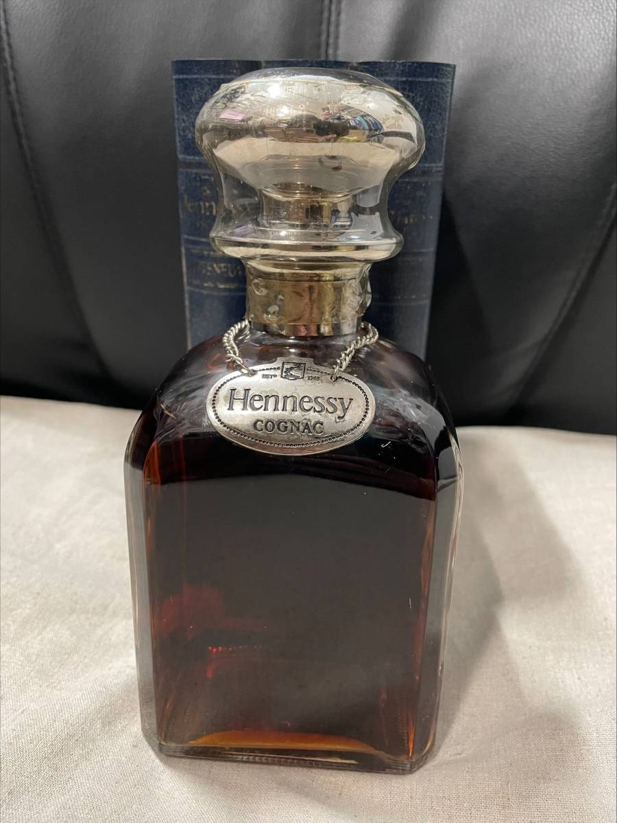 古酒 未開栓 本の形の箱入り Hennessy COGNAC ブランデー 700ml 40