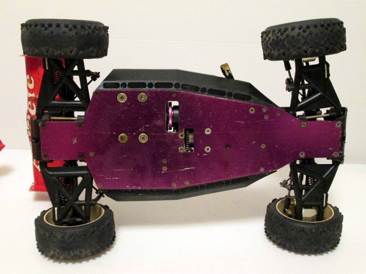 無限精機 MUGEN バギー アスリート ラジコン車体 1⁄8 : エンジン 1⁄8