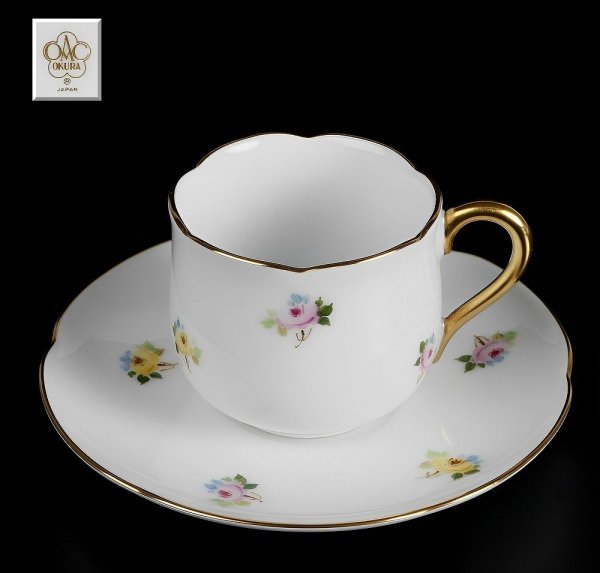 ■大倉陶園 金彩花図 デミタス カップ＆ソーサー■