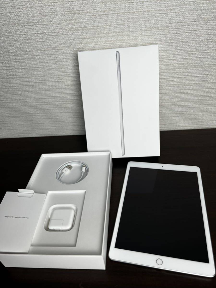 新品同様 iPad 第7世代 32GB Wi-Fiモデル 充電100% 美品 シルバー