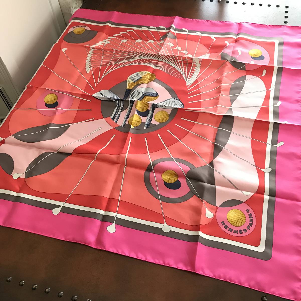 HERMES エルメス スカーフ カレ 90 Swing シルク 100％ 大判 ゴルフ  