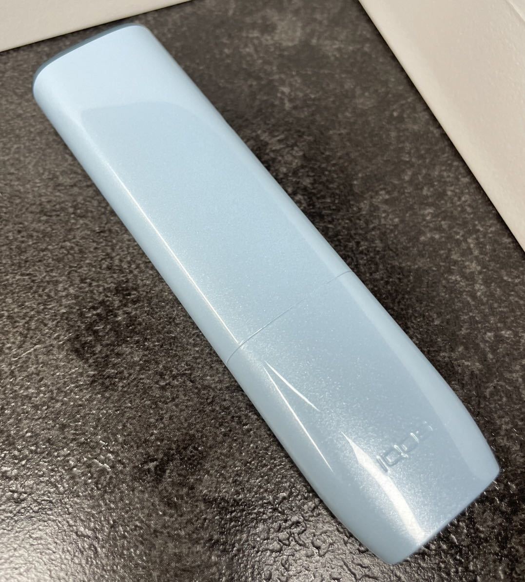 iQOS ILUMA ONE アイコス　イルマ　ワン　本体　未使用　カスタム　ブルー　青　ベビーカラー　ペイント　可愛い　おしゃれ　