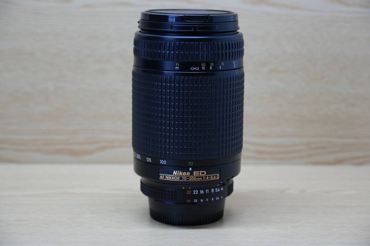 Nikon 70-300mm AF Nikkor ED Lens f⁄4-5.6G D 70-300 Review - Black