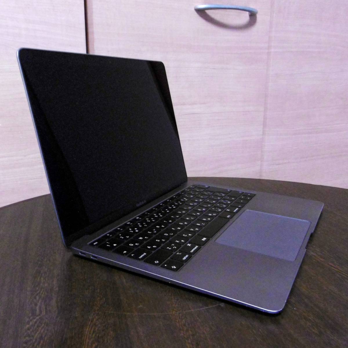 □2018年□MacBook Air 13.3（第8世代 i5/8GB/256GB）MRE92J/A 