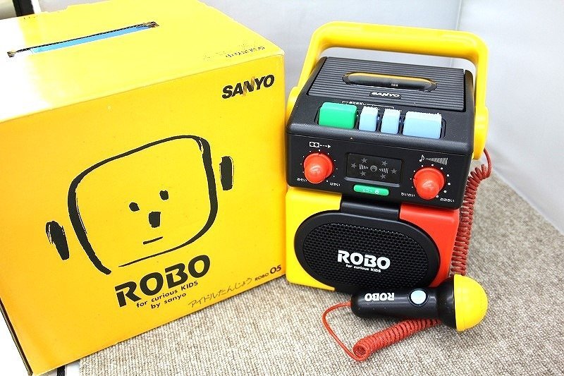 SANYO MR-V8 ジャンク品。 SANYO サンヨー カセットプレーヤー MR-V8 音響機器 「ジャンク品