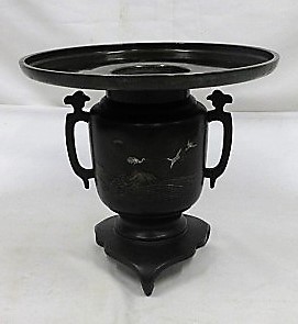 明治期　薄端・銅製尺０「胴銀象嵌・蓬莱山に三羽鶴図」池ノ坊花器　高岡銅器　日本製