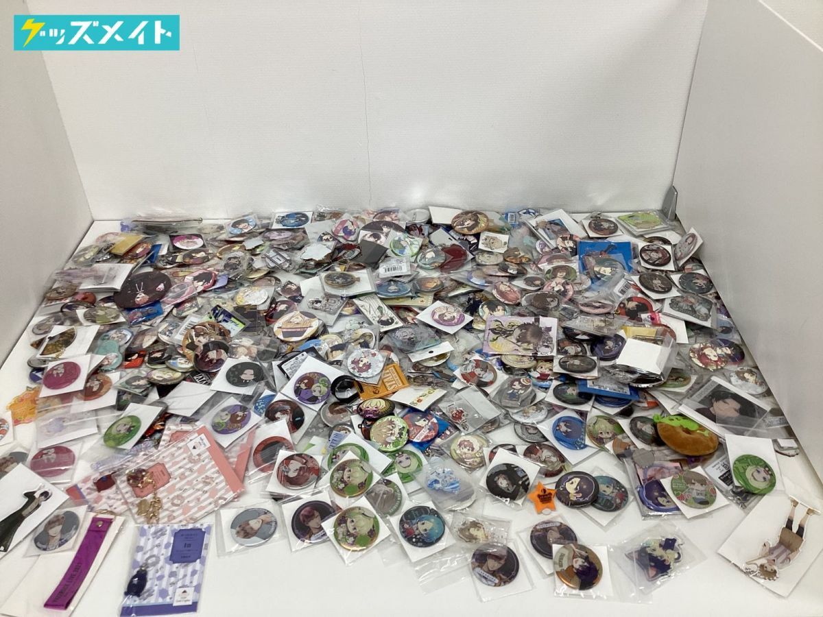 【現状】 アニメ 乙女系 グッズ まとめ売り ツキウタ TSUKIPRO DIABOLIK LOVERS 他 缶バッジ アクキー ラバスト リングライト 他