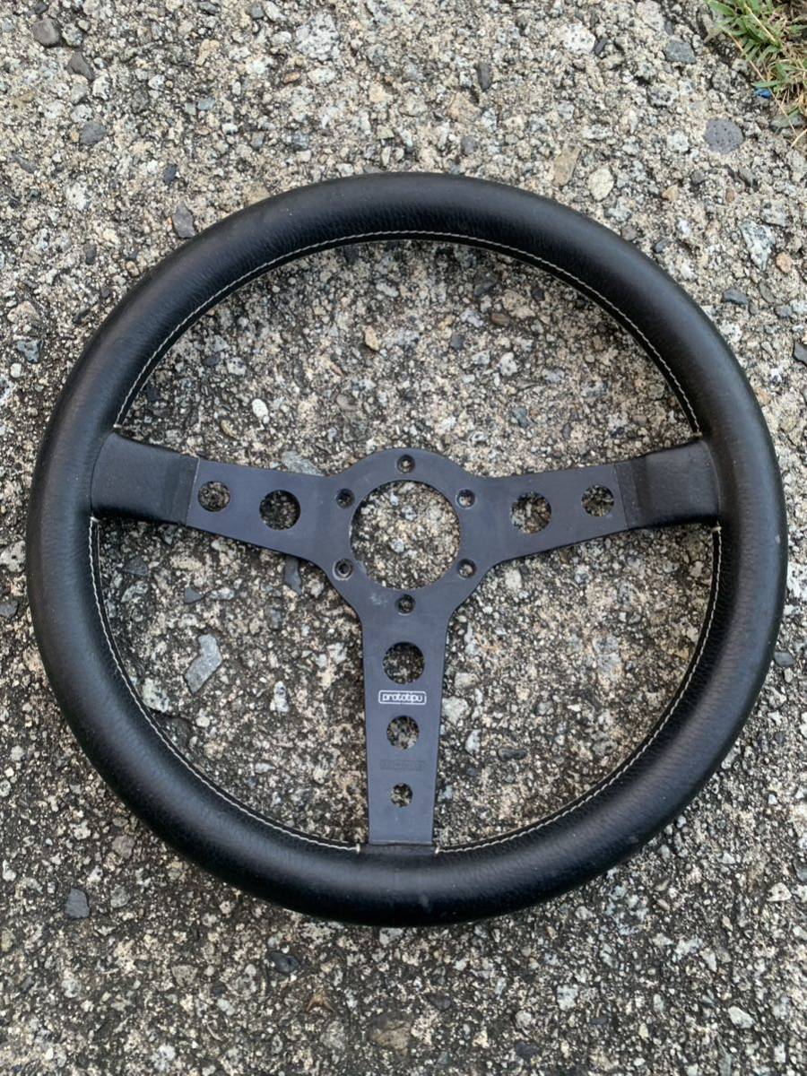 MOMO モモステ　VW MK1にて使用　ゴルフ1 フォルクスワーゲン　ステアリング