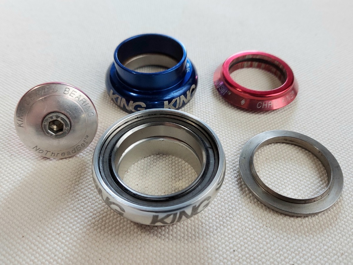 CHRIS KING NOTHREAD SET 1-1/8 トリコロール 中古 ヘッドパーツ