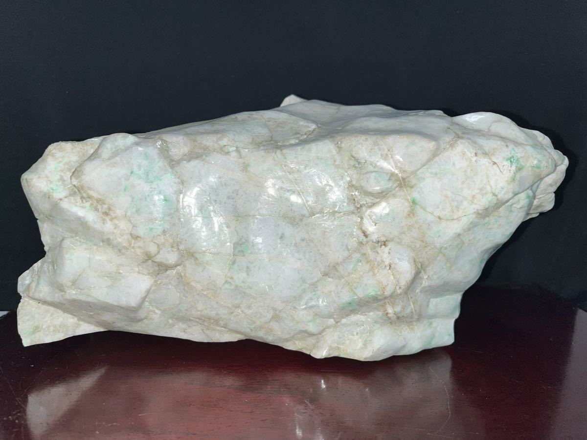 糸魚川 翡翠 ヒスイ 104 緑 381 g 原石 鉱物 糸魚川翡翠:原石:青海