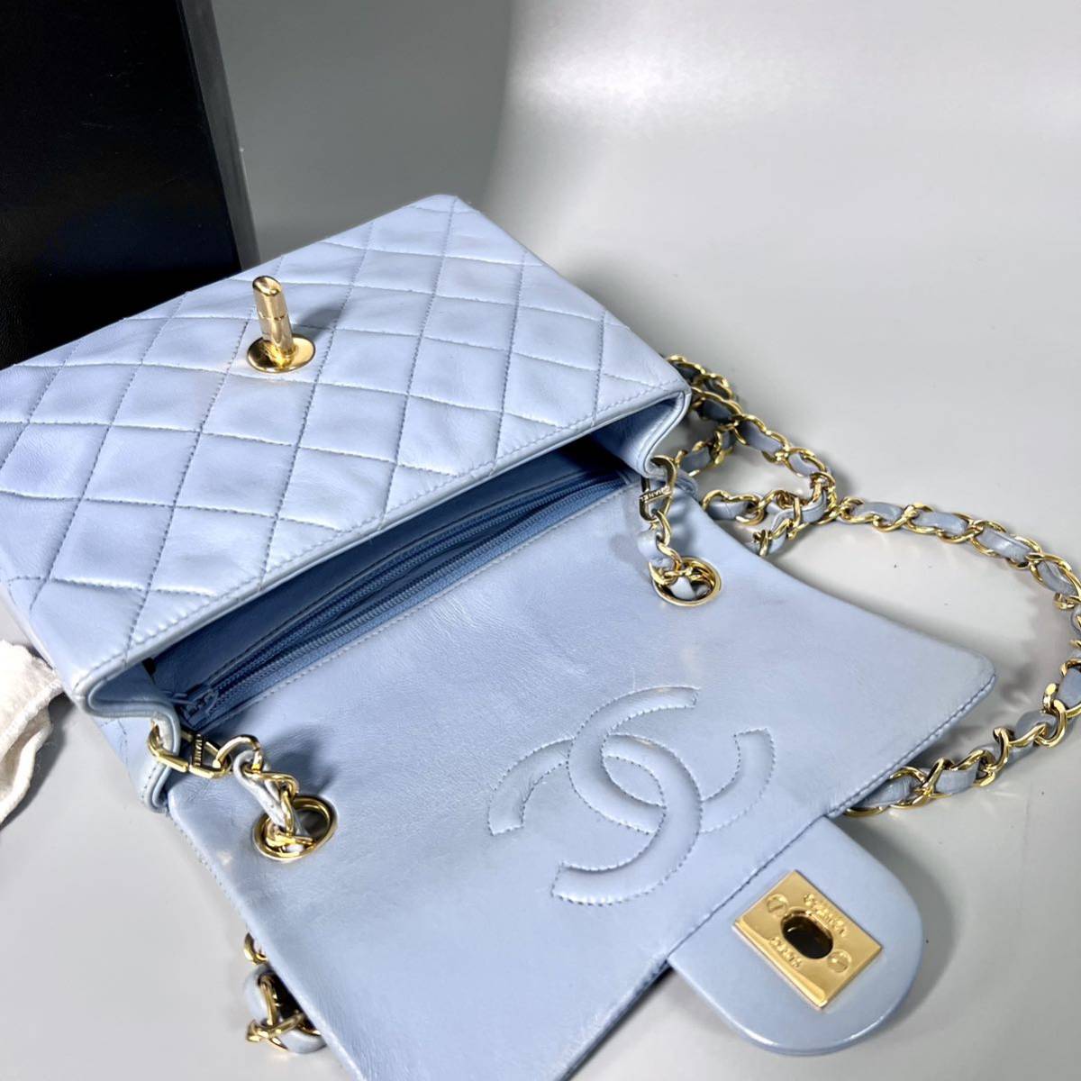 1円〜 CHANEL シャネル ショルダーバッグ ミニマトラッセ ラムスキン 