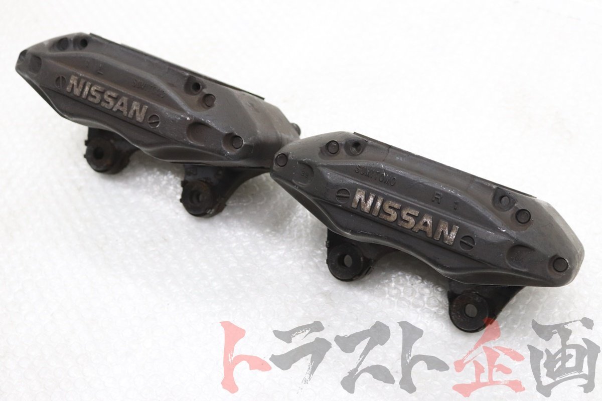R32 スカイライン R33 GTS-t フロントキャリパー 対向 R32 R33 日産　4ポット　キャリパー　スカイライン　S13 シルビア　ジャンク　中古