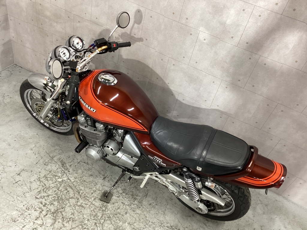 低金利2.9%~☆美車☆ゼファー1100RS・車検残(R7年9月迄)・火の玉カラー  