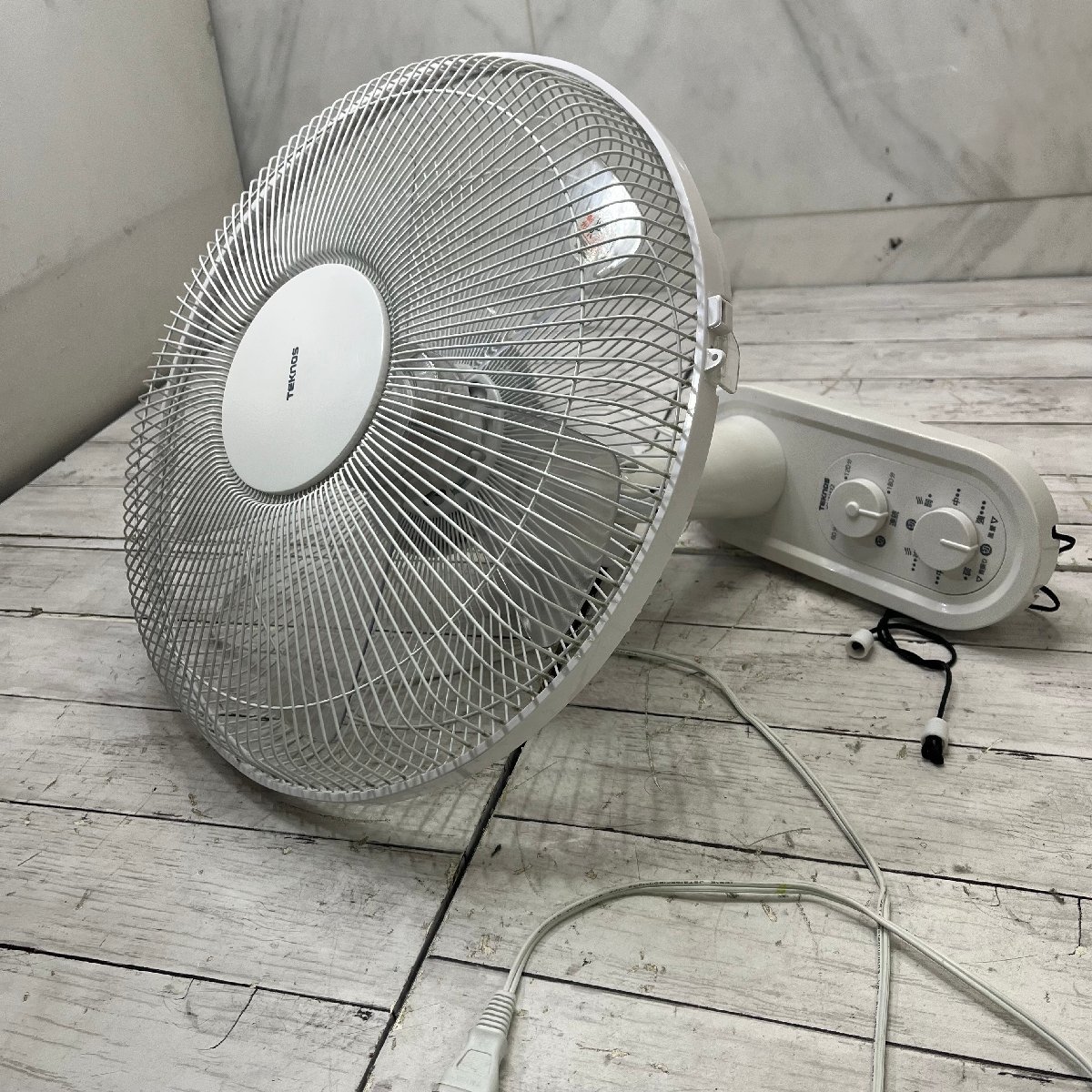 ＝OG＝ 壁掛け扇風機 TEKNOS テクノス リビング扇風機 羽根 首振り 40㎝　KI-W422 タイマー３時間 ＝B-231002
