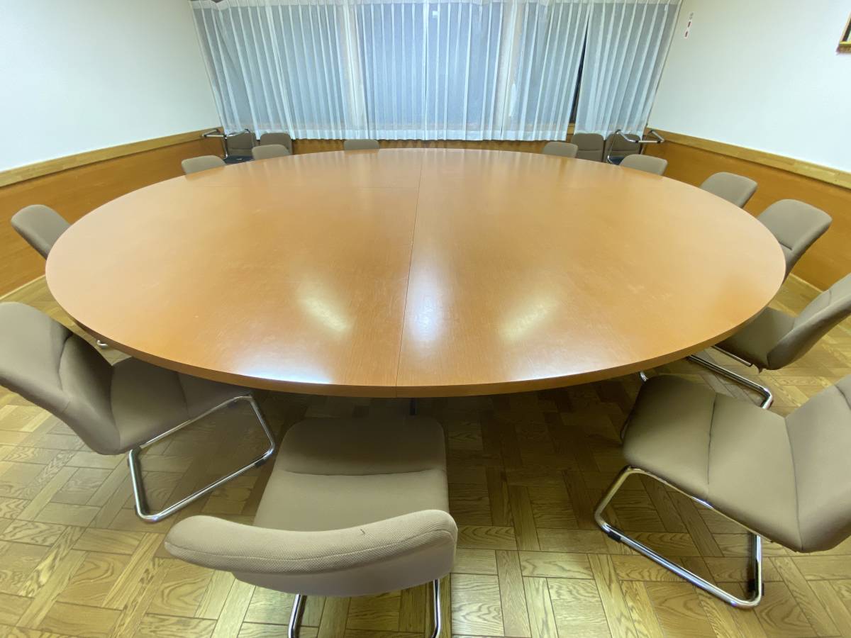 引き取り限定＞超大型 丸テーブル 会議テーブル Φ4m 丸テーブル 会議