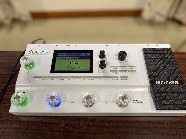 □MOOER ( ムーアー ) / GE250 マルチエフェクター（中古）□