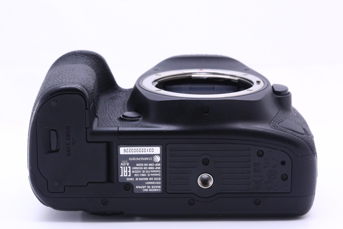 Canon キヤノン EOS 5D Mark IV ボディ デジタル 一眼レフ カメラ #1955