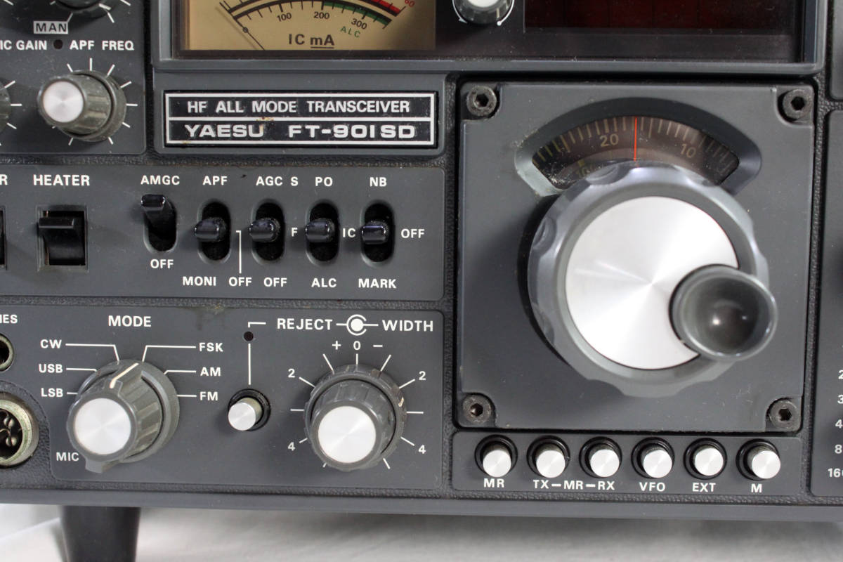 ☆八重洲無線☆トランシーバー☆FT-901SD☆YAESU☆通電OK☆アマチュア