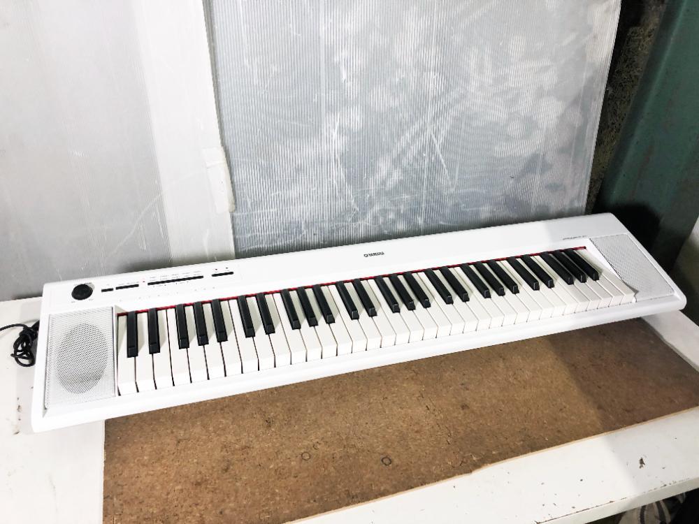 Yamaha NP-12WH ホワイト 力強く 電子ピアノ