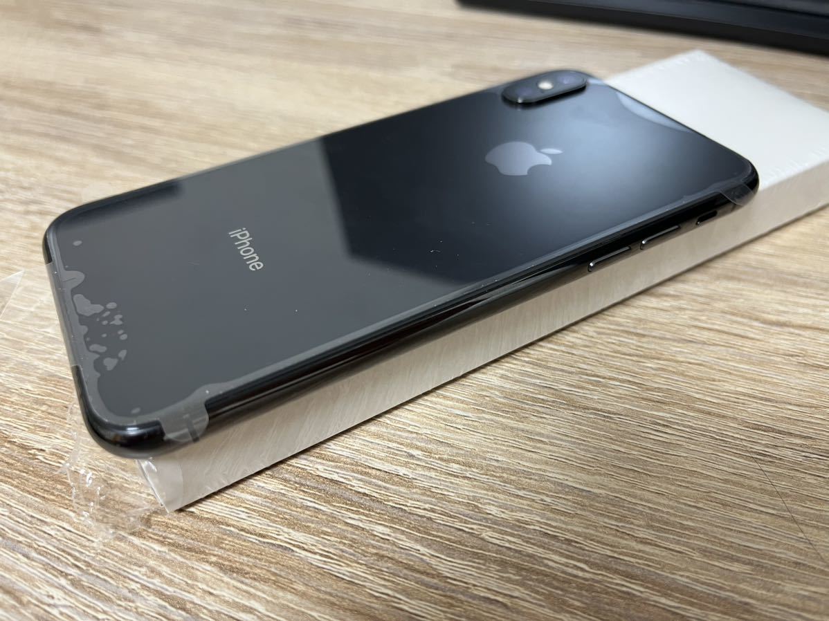 iPhoneXs 64GB スペースグレイ Softbank SIMフリー 未使用・交換品