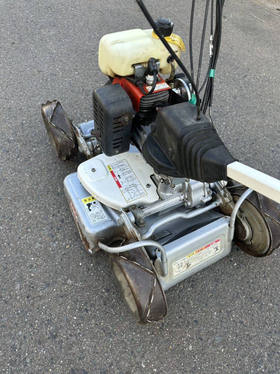KIORITZ エンジン草刈り機 4WD スパイダーモア AZ850A 2サイクル KIORITZ エンジン草刈り機 4WD スパイダーモア AZ850A 2サイクル