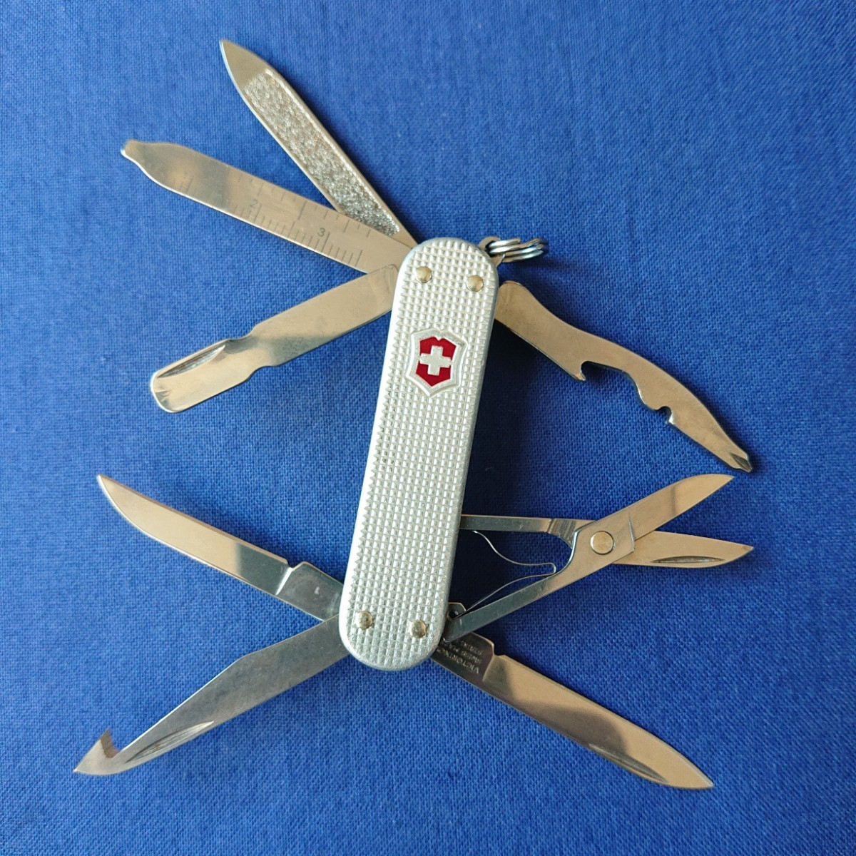 VICTORINOX(ビクトリノックス)ミニチャンプALOX (550) 【公式通販】