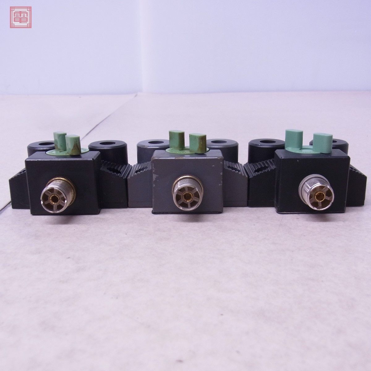 第一電波工業 同軸切換器 2個セット（used） 第一電波 CX-210 同軸切替器 同軸切換機 3個セット CX210 ダイアモンド