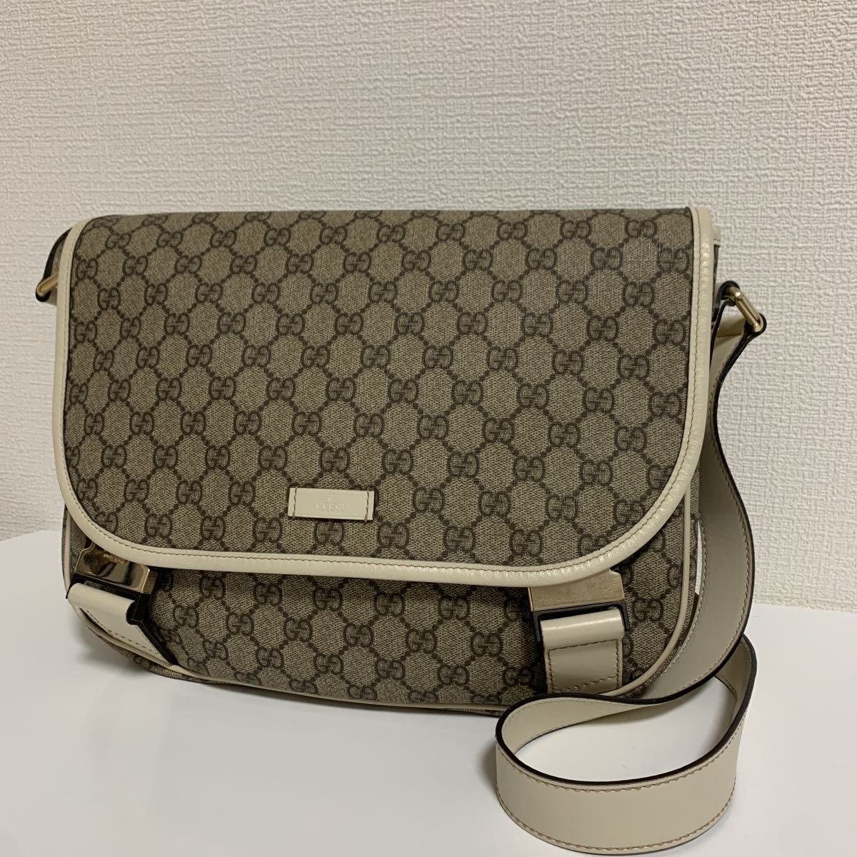 グッチ GG柄 PVC ショルダーバッグ クロスボディ 肩掛け クリスタル 1円 □美品□ GUCCI グッチ 203257 GGクリスタル PVC×レザー クロス