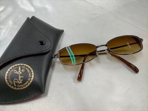 ray-ban 　レイバン サングラス　ケースつき【ME42】