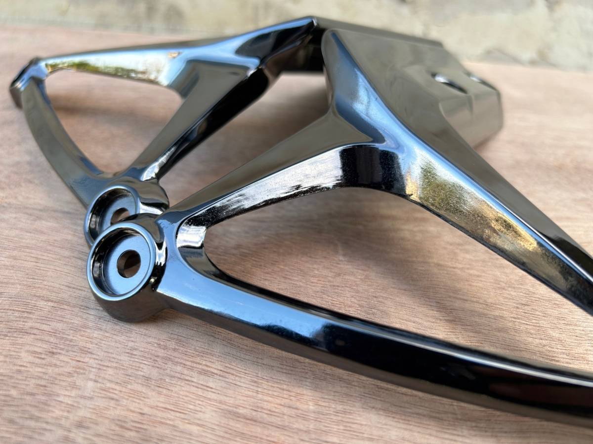 黒メッキ Z900RS フロントフェンダー ステー 左右セット ブラックメッキ ＝検索＝ カワサキ 旧車 バイク好き Zパーツ KAWASAKI 大型バイク 