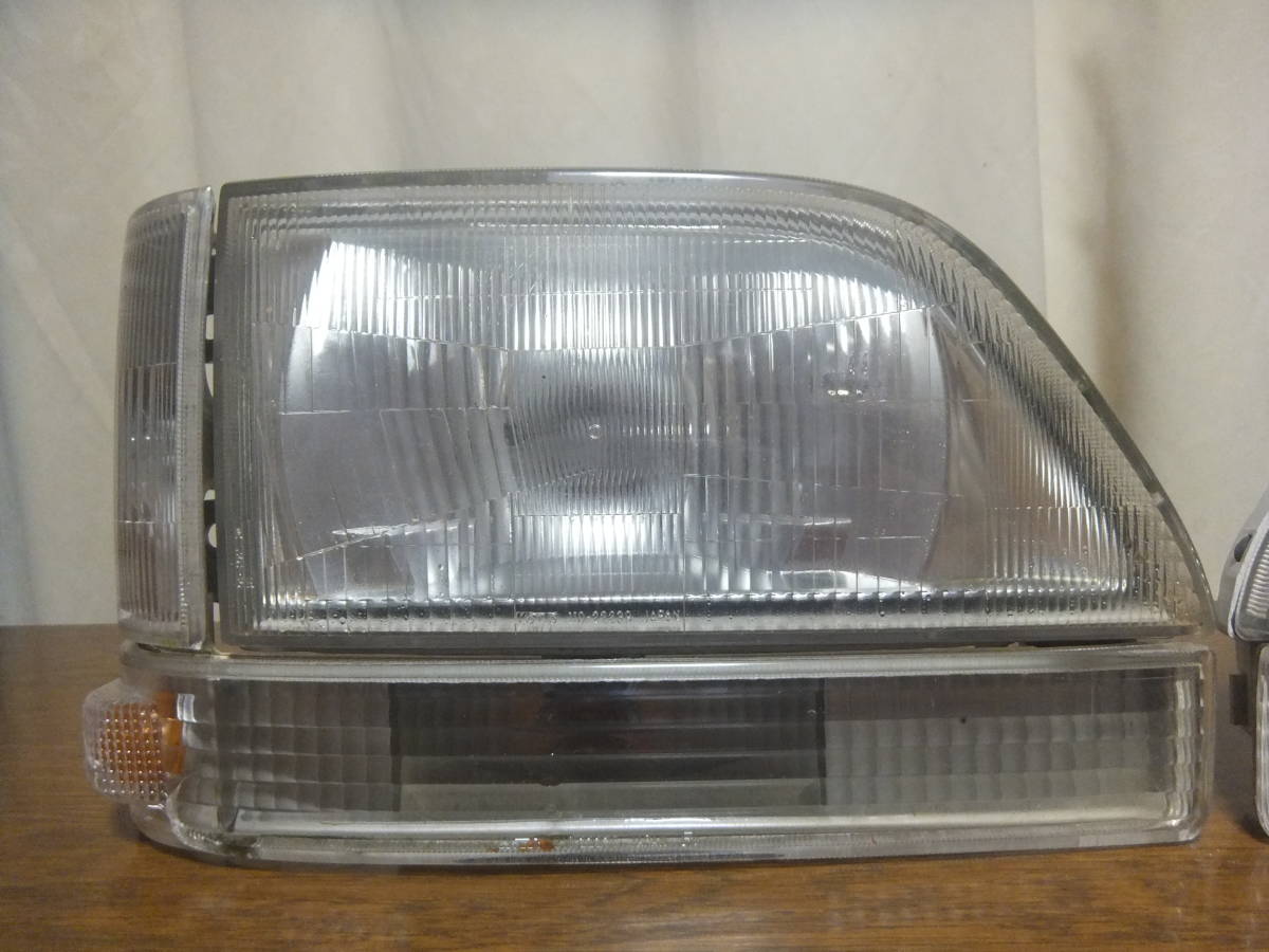 □①ホンダ アクティ 軽トラック HA4 ストリート ヘッドライト クリア  