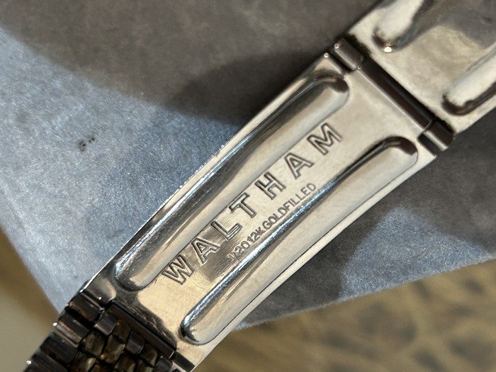 希少【WALTHAM DELUXE 100 JEWELS Rollmatic ウォルサム デラックス